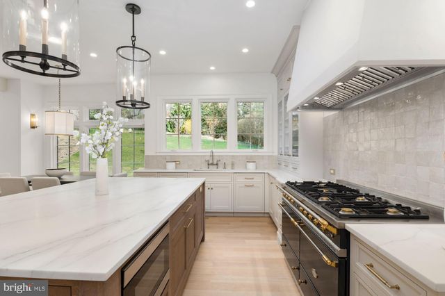 $4,150,000 | 3433 North Albemarle Street, Arlington, VA 22207