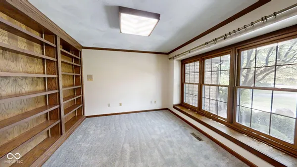 $519,000 | 80 Hillcrest Estates Drive, Batesville, IN 47006