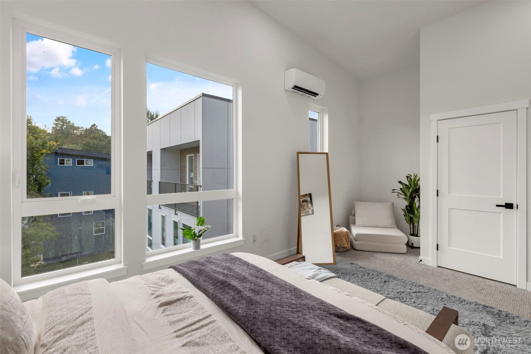 7039 Delridge Way Southwest Seattle, WA 98106 - Photo 16 of 26 Gallery Image 16