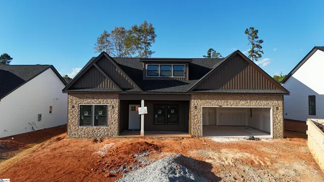 $339,900 | 271 State Rd S-42-742, Wellford, SC 29385