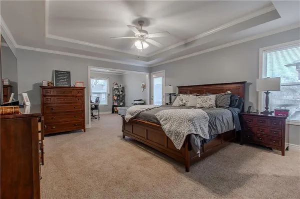 $530,000 | 2707 Southwest Arthur Drive, Lee's Summit, MO 64082