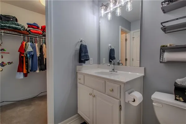 $530,000 | 2707 Southwest Arthur Drive, Lee's Summit, MO 64082