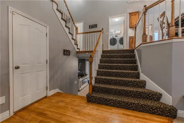 $530,000 | 2707 Southwest Arthur Drive, Lee's Summit, MO 64082