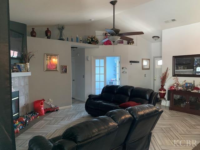 2295 Ranier Way Hanford, CA 93230 - Photo 5 of 15 5