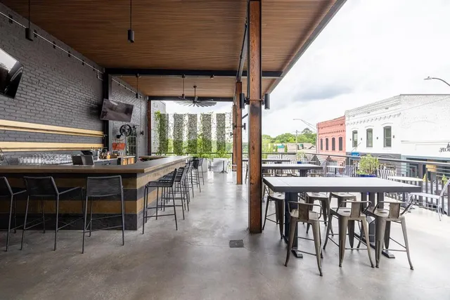 $574,850 | 574 Gene Bell Road Northeast, Monroe, GA 30655