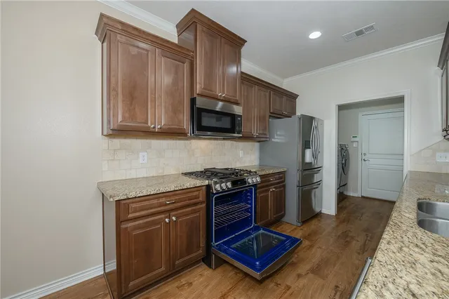 $319,000 | 2109 Ella Lane, Bryan, TX 77802