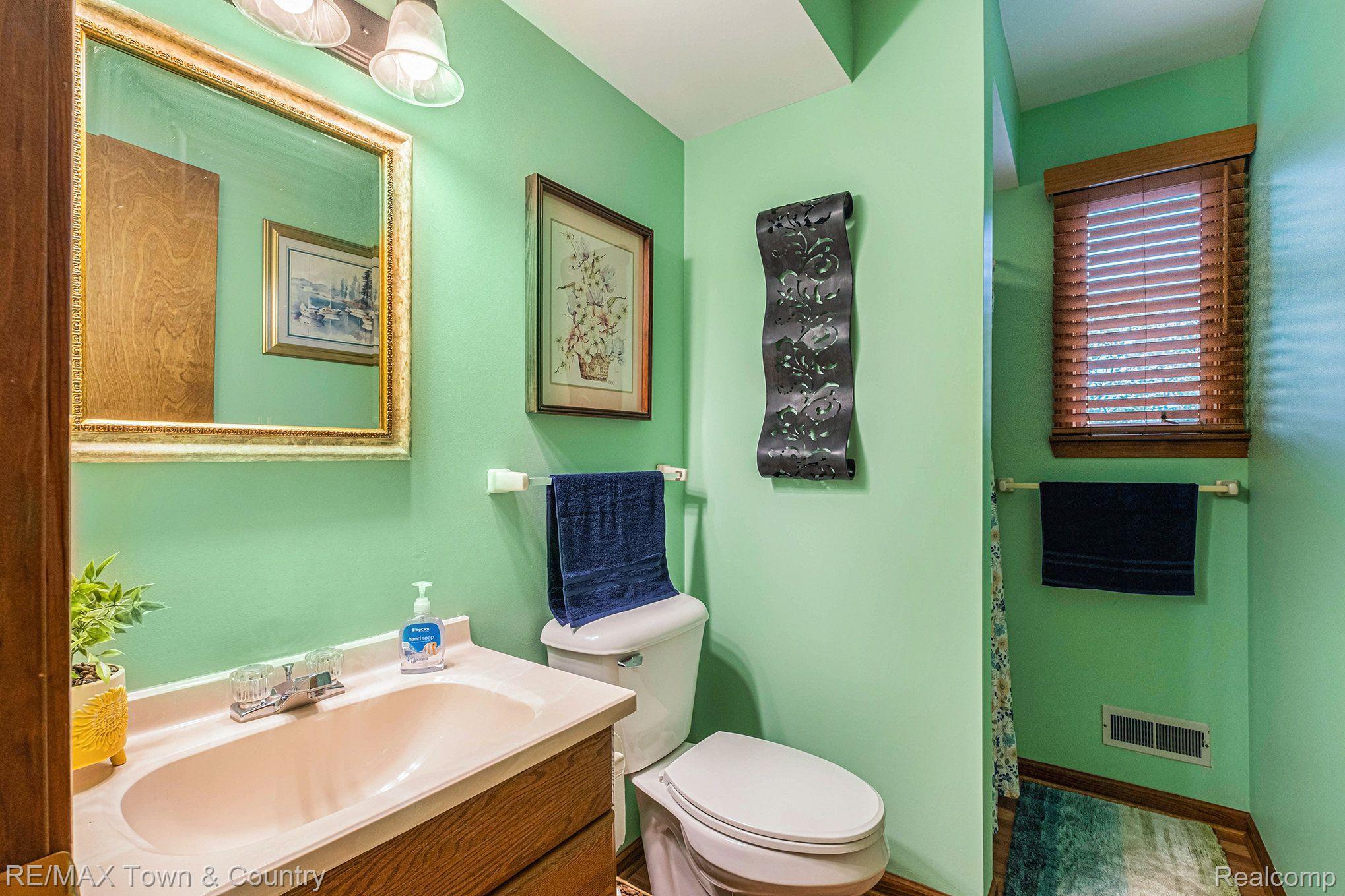 1460 Flushing Road Flushing, MI 48433 - Photo 29 of 52 Gallery Image 29