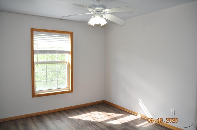 4926 Rusten Road St. Paul, MN 55122 - Photo 13 of 20