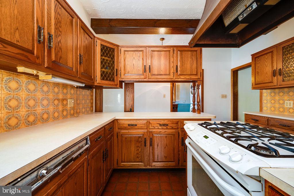 900 Morgantown Road Reading, PA 19607 - Photo 12 of 43 Gallery Image 12