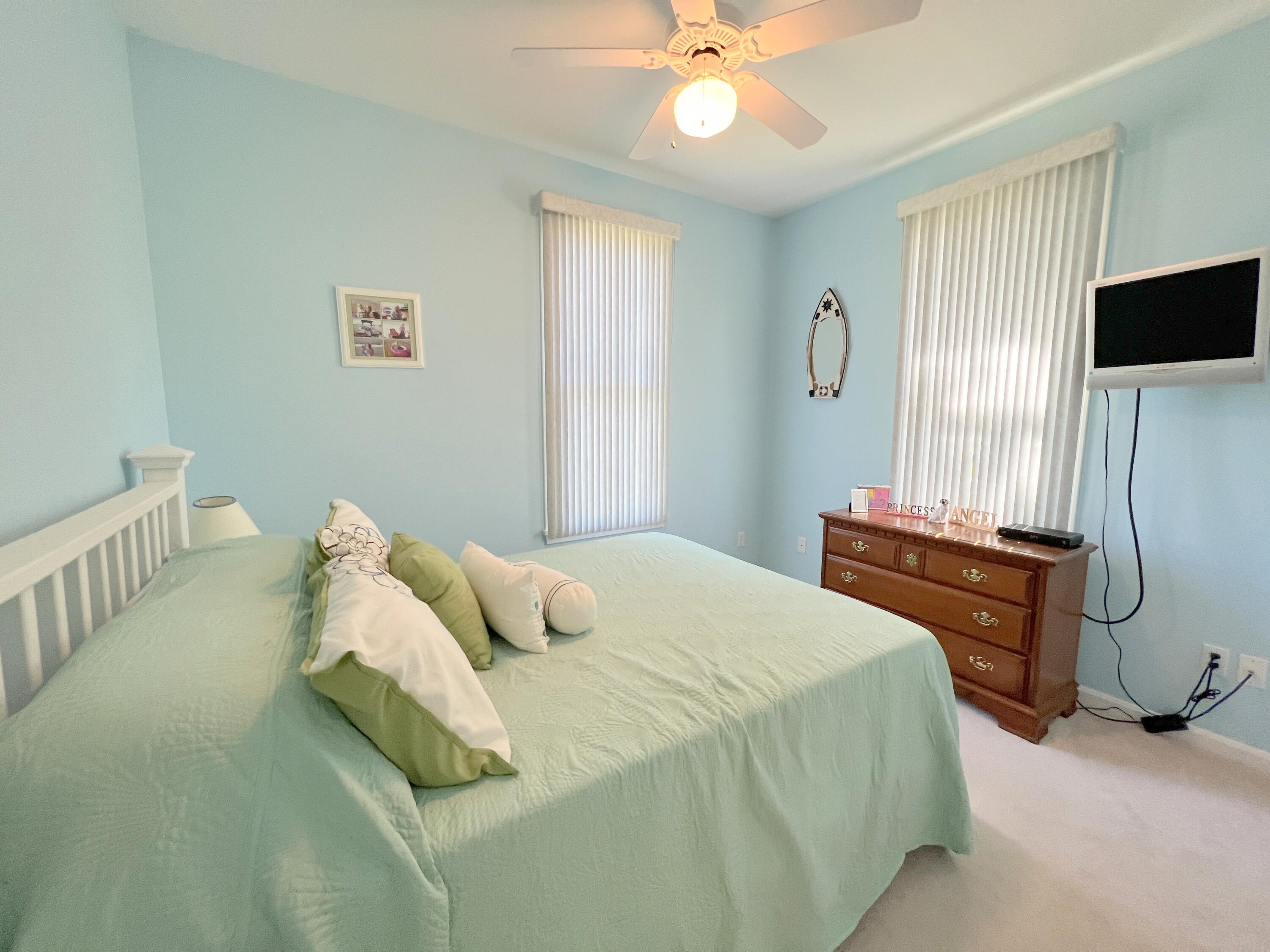454 Post Road, Unit 448 Wells, ME 04090 - Photo 26 of 40 Bedroom 1