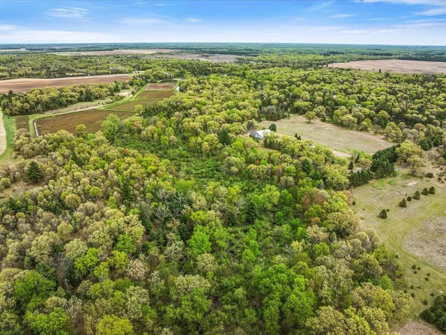 $630,000 | 1669 10th Avenue, Friendship, WI 53934