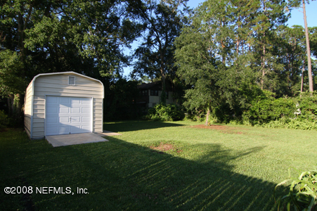 5747 Hickson Road Jacksonville, FL 32216 - Photo 5 of 11 backyard