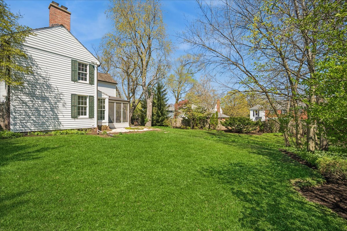 211 Church Road Winnetka, IL 60093 - Photo 37 of 42 Gallery Image 37