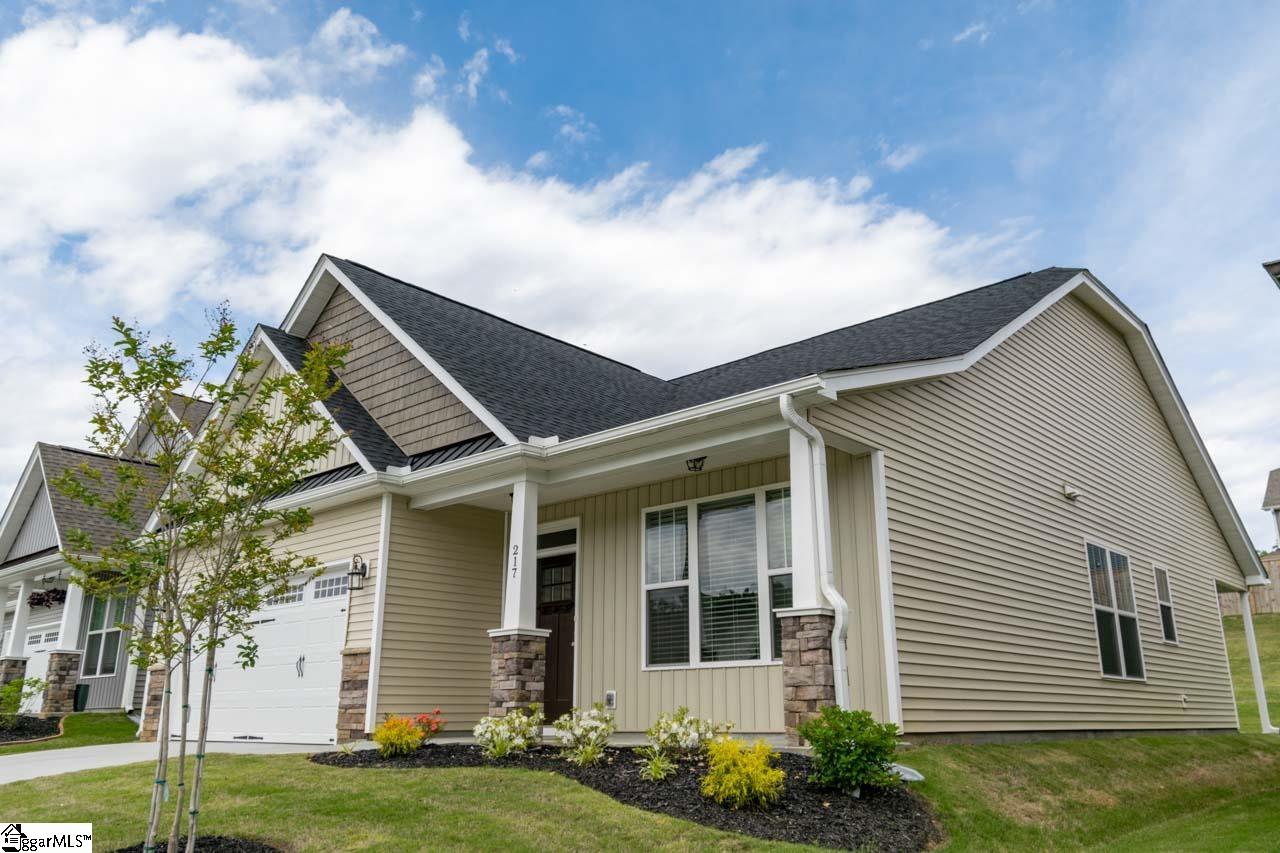217 Everard Lane Greer, SC 29650 - Photo 2 of 22 Gallery Image 2