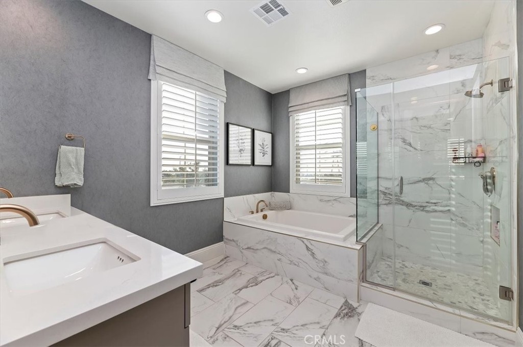 15783 Ralph Lane Fontana, CA 92336 - Photo 20 of 44 Primary Bathroom