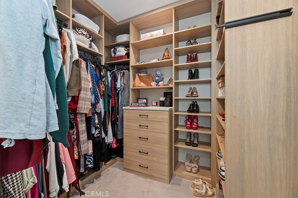 15783 Ralph Lane Fontana, CA 92336 - Photo 22 of 44 Closet Organizers