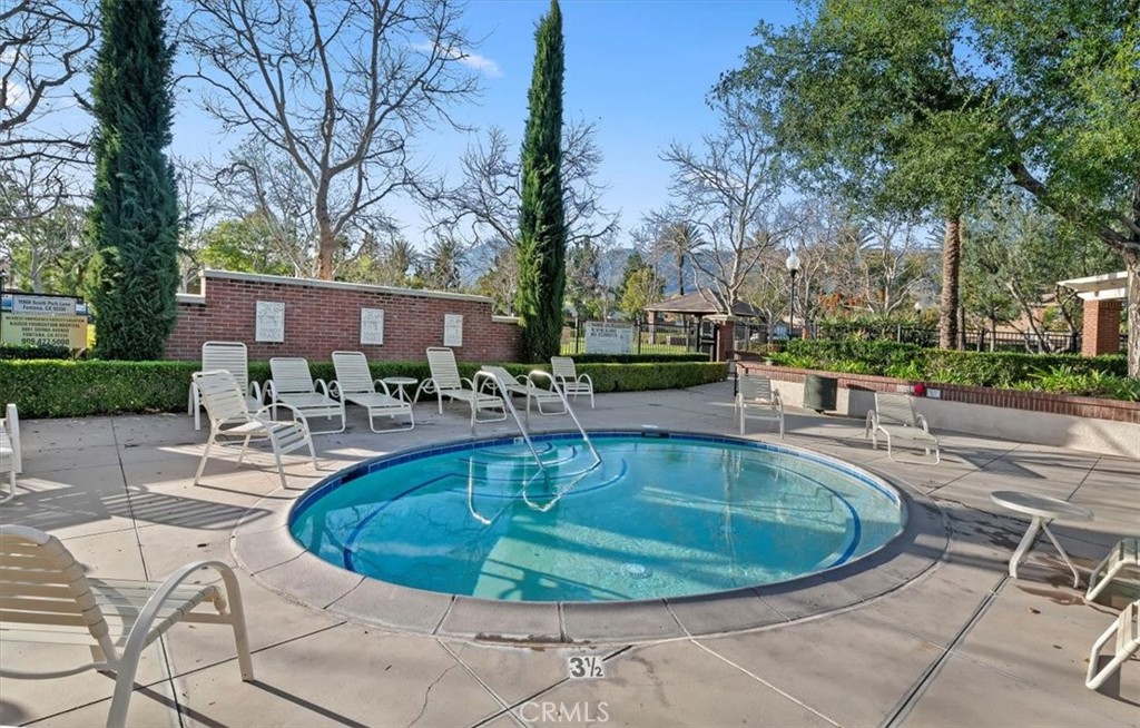 15783 Ralph Lane Fontana, CA 92336 - Photo 35 of 44 Community Spa