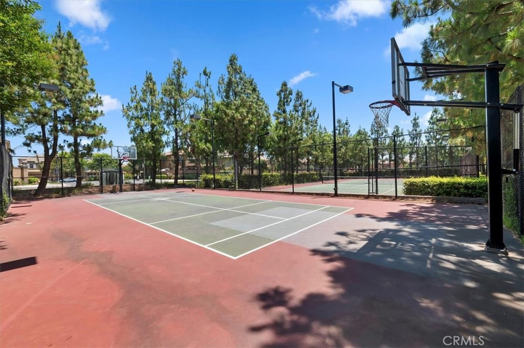 15783 Ralph Lane Fontana, CA 92336 - Photo 41 of 44 Basketball Court
