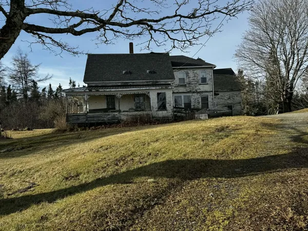 $60,000 | 16 Island Street, Jonesport, ME 04649