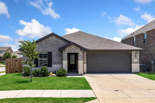 $2,100 | 6312 Spooky Cat Trail, Fort Worth, TX 76179