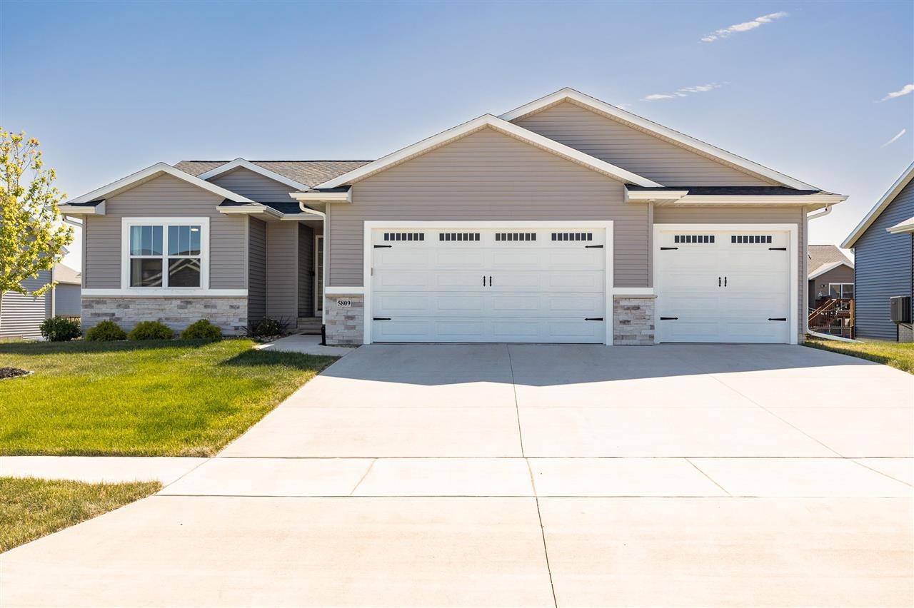 5809 Cedar Ridge Drive Marion, IA 52302 - Photo 1 of 39 Gallery Image 1