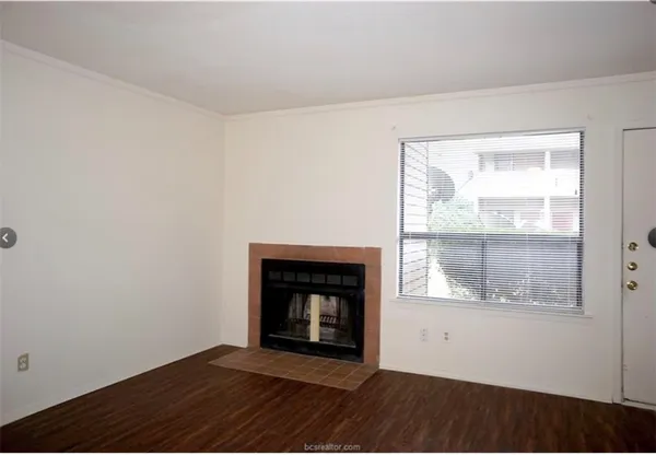 $1,200 | 1900 Dartmouth Street, Unit G4, College Station, TX 77840