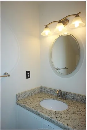 $1,200 | 1900 Dartmouth Street, Unit G4, College Station, TX 77840