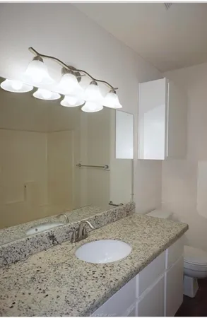 $1,200 | 1900 Dartmouth Street, Unit G4, College Station, TX 77840