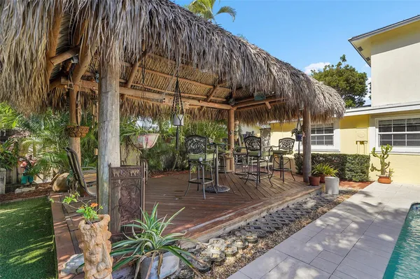 $714,000 | 108 Southeast 14th Court, Deerfield Beach, FL 33441