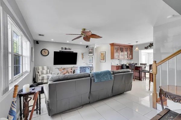 $714,000 | 108 Southeast 14th Court, Deerfield Beach, FL 33441