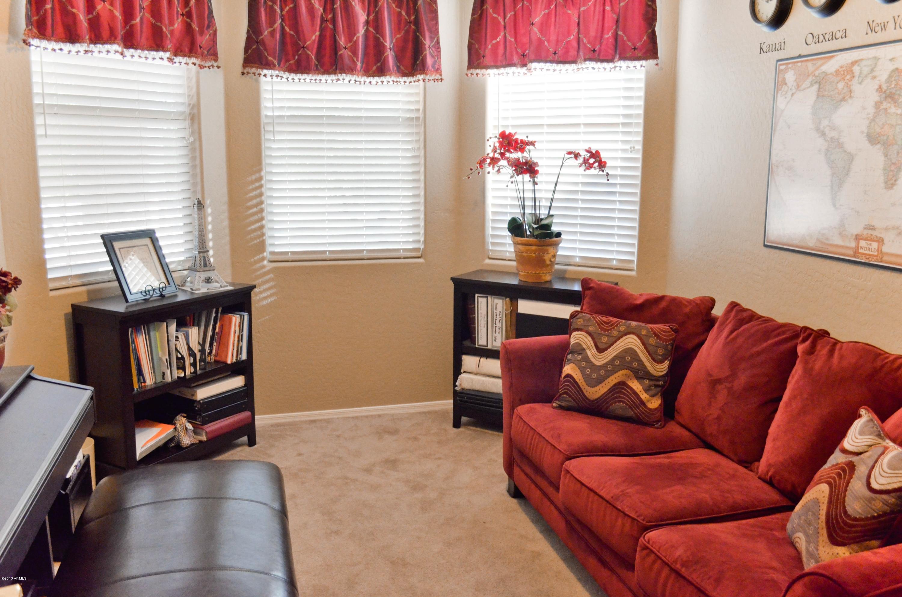 3218 West Sentinel Rock Road Phoenix, AZ 85086 - Photo 14 of 34 Downstairs Bedroom