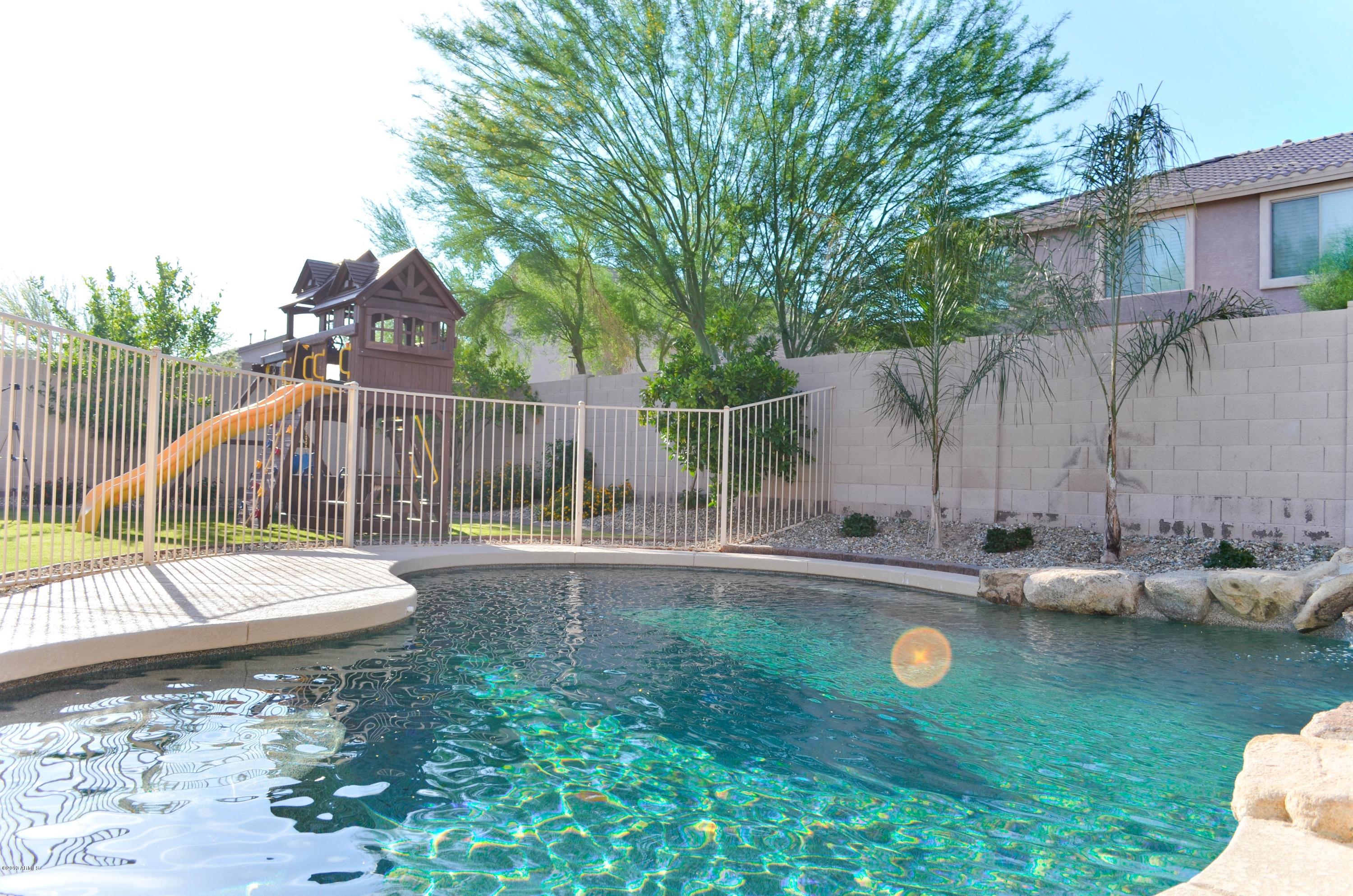 3218 West Sentinel Rock Road Phoenix, AZ 85086 - Photo 29 of 34 Lush Backyard