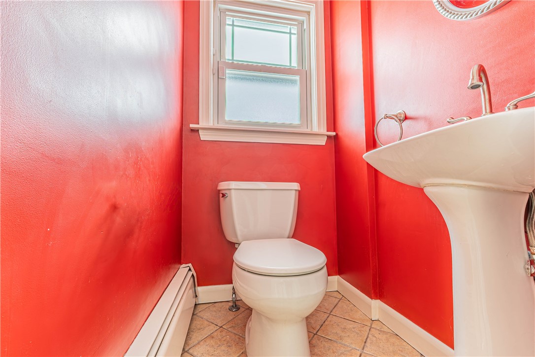 671 Benefit Street Pawtucket, RI 02861 - Photo 14 of 32