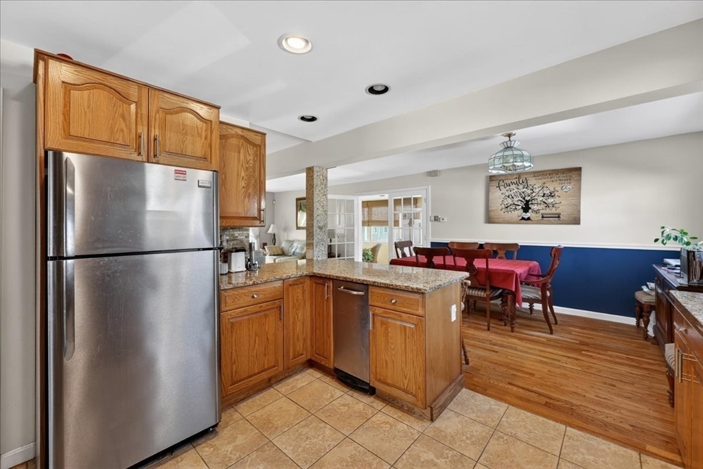 25 11th Road Marshfield, MA 02050 - Photo 3 of 30 Gallery Image 3