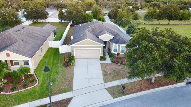 $319,999 | 3025 Patterson Groves Drive, Haines City, FL 33844