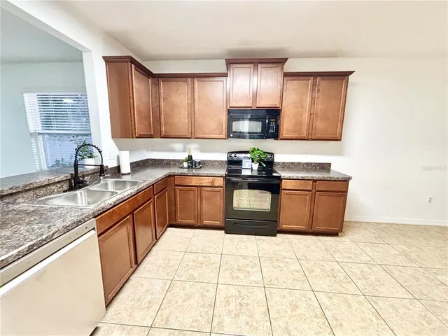 $319,999 | 3025 Patterson Groves Drive, Haines City, FL 33844