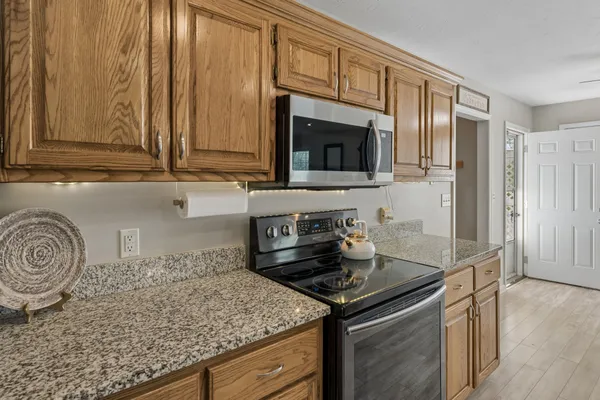 $444,900 | 3011 Candlelite Drive, Spring Hill, TN 37174