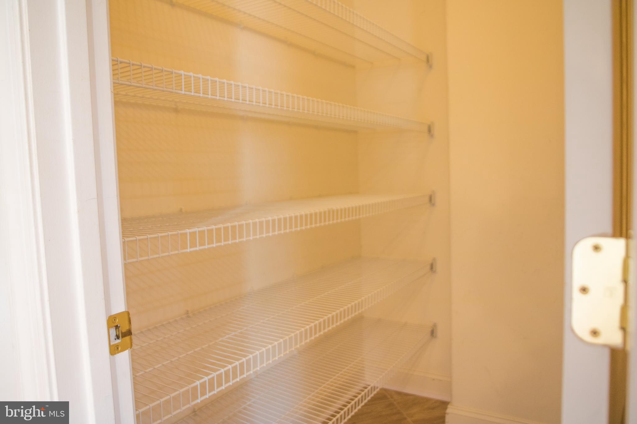 8565 Bauer Circle Springfield, VA 22152 - Photo 6 of 51