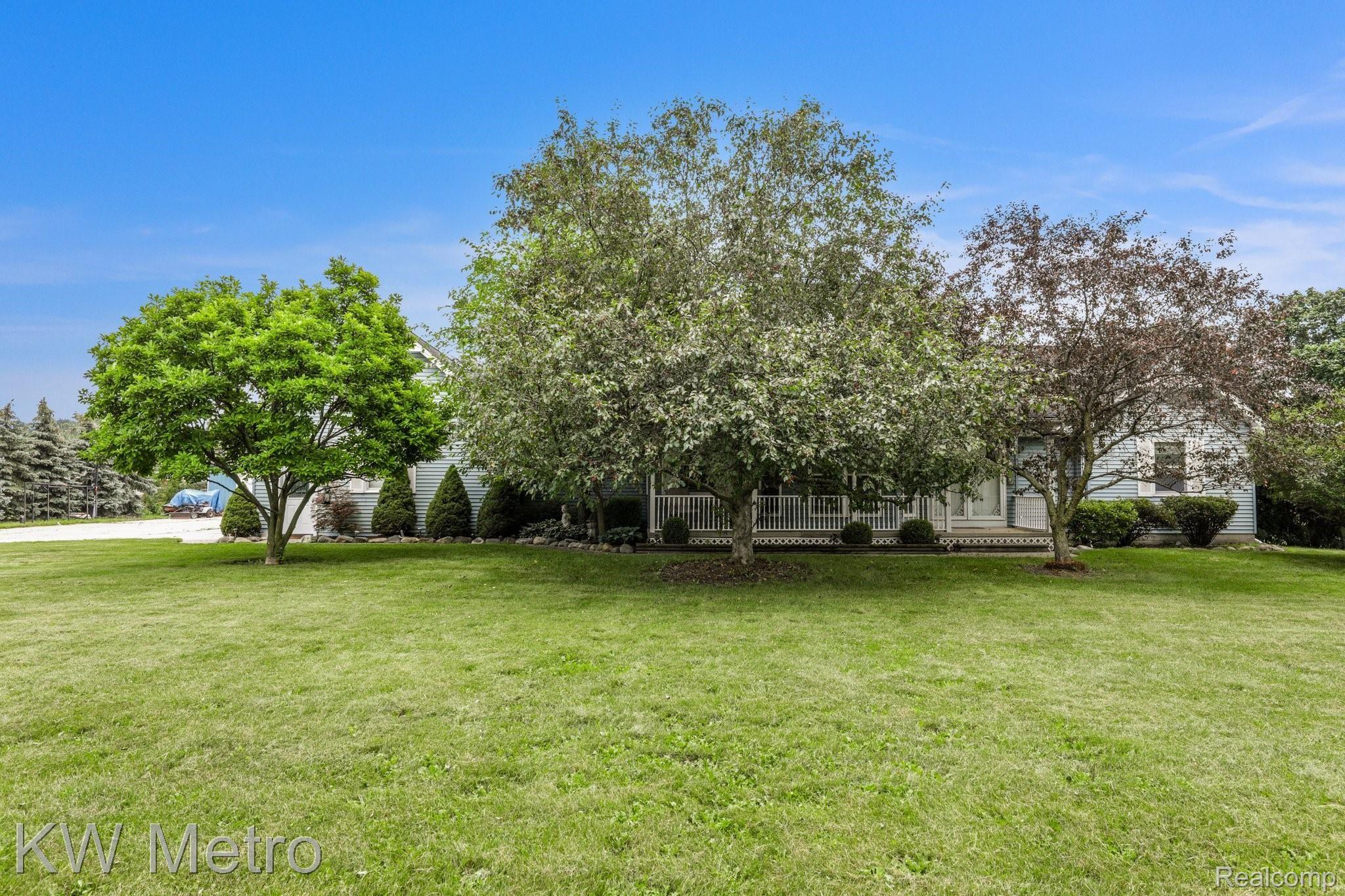 53700 North Foster Road New Baltimore, MI 48051 - Photo 41 of 43 50-web-or-mls-53700 North Foster Road Chesterfield0050.jpg