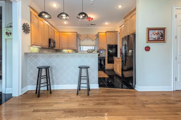 $825,000 | 100 Founders Lane, Memphis, TN 38103