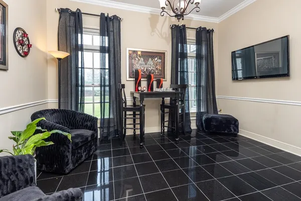 $825,000 | 100 Founders Lane, Memphis, TN 38103