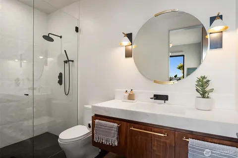 $13,995,000 | 4041 West Mercer Way, Mercer Island, WA 98040