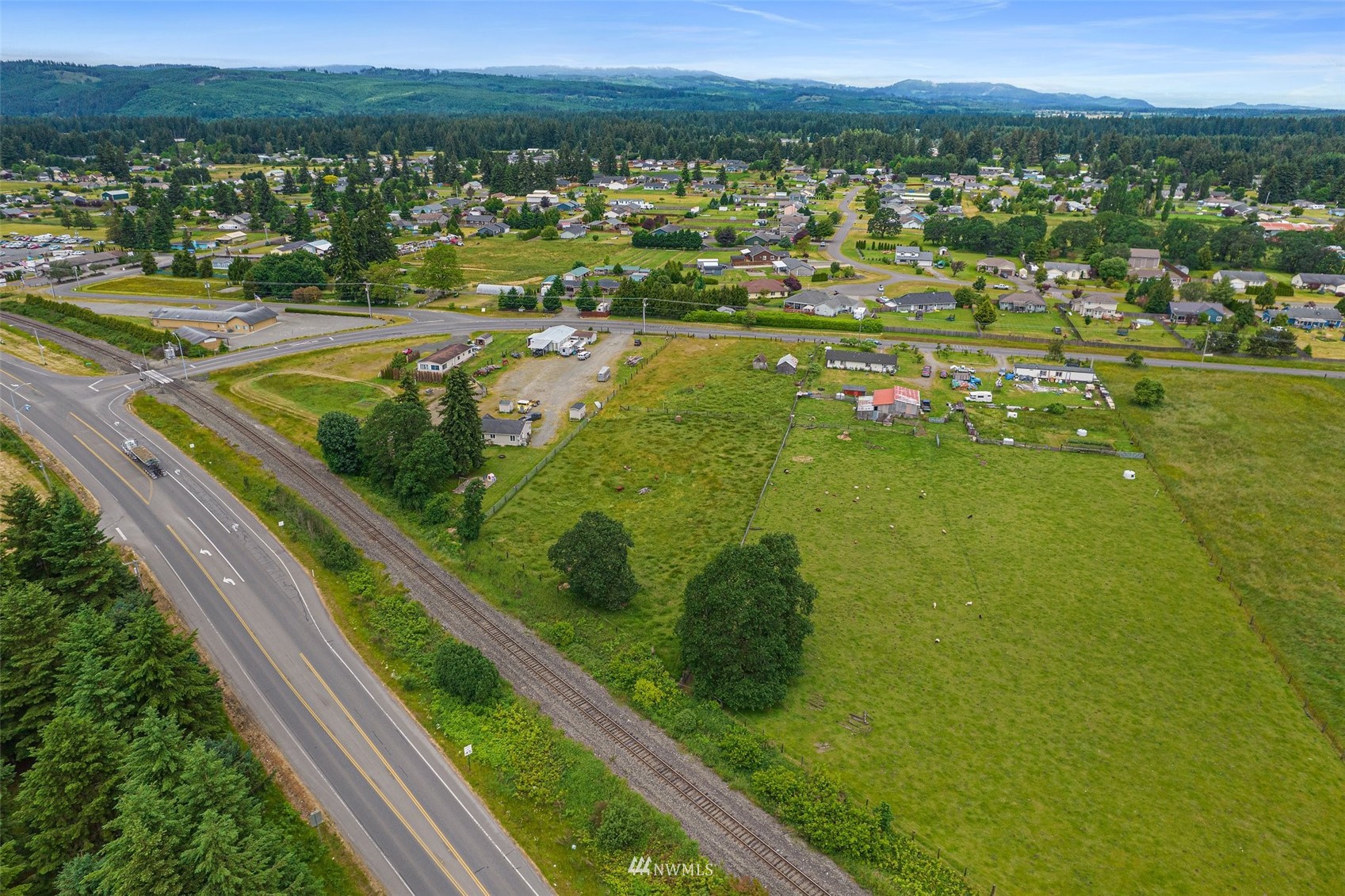 9139 Southwest 183rd Avenue Rochester, WA 98579 - Photo 7 of 8 a view of a city