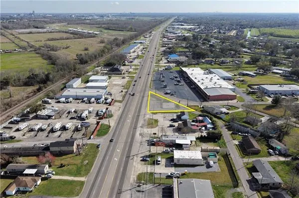 $299,900 | 13441 Highway 90, Boutte, LA 70039