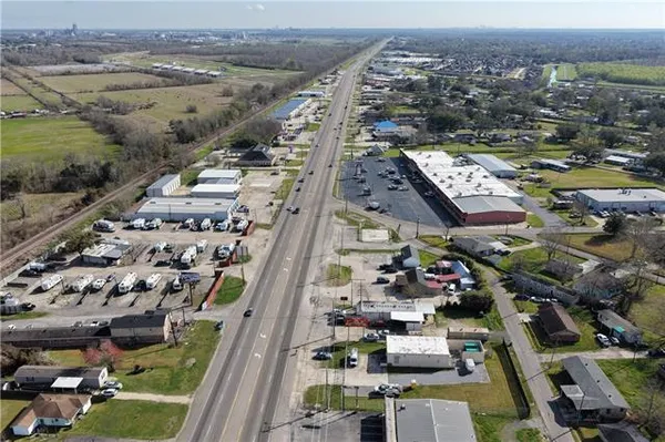 $299,900 | 13441 Highway 90, Boutte, LA 70039
