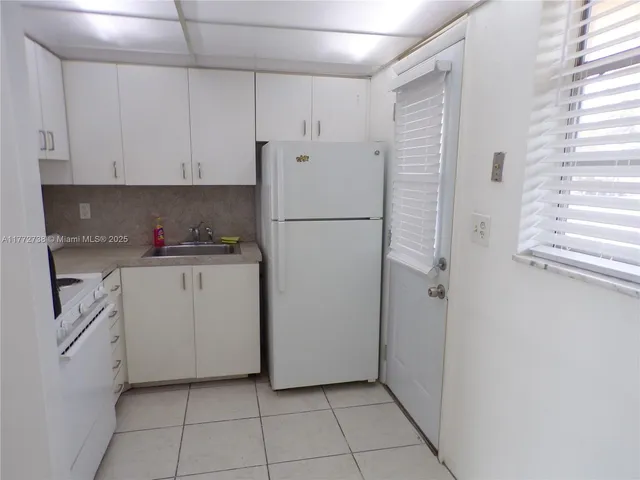 $190,000 | 2920 Point E Drive, Unit N111, Aventura, FL 33160