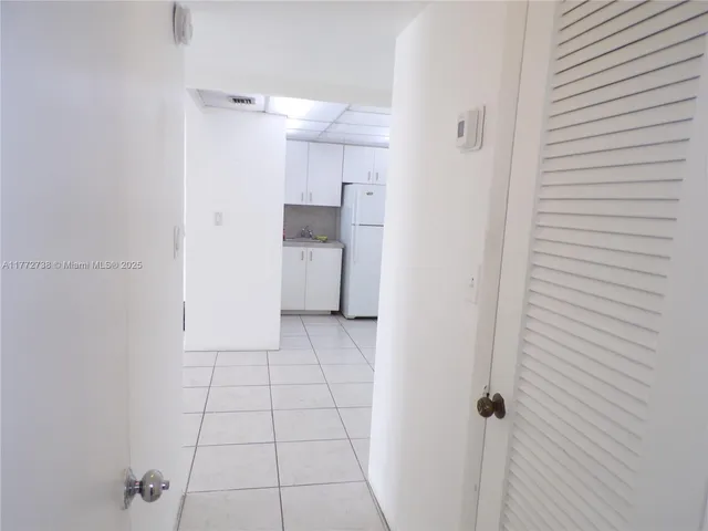 $190,000 | 2920 Point E Drive, Unit N111, Aventura, FL 33160