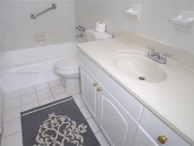 $190,000 | 2920 Point E Drive, Unit N111, Aventura, FL 33160