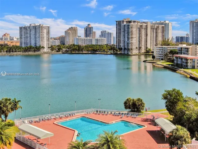 $190,000 | 2920 Point E Drive, Unit N111, Aventura, FL 33160