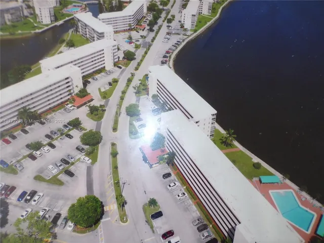 $190,000 | 2920 Point E Drive, Unit N111, Aventura, FL 33160